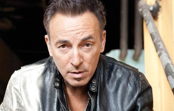 Bruce Springsteen to induct E Street Band into Rock And Roll Hall of Fame