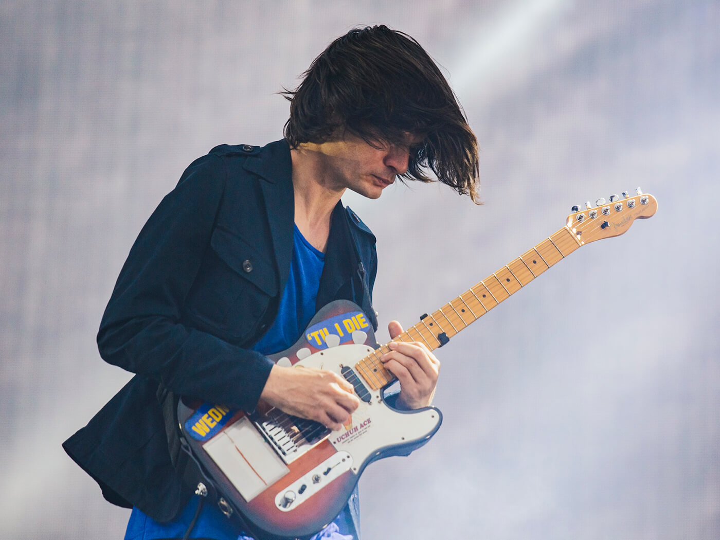 Listen to the Licorice Pizza soundtrack featuring new Jonny Greenwood song