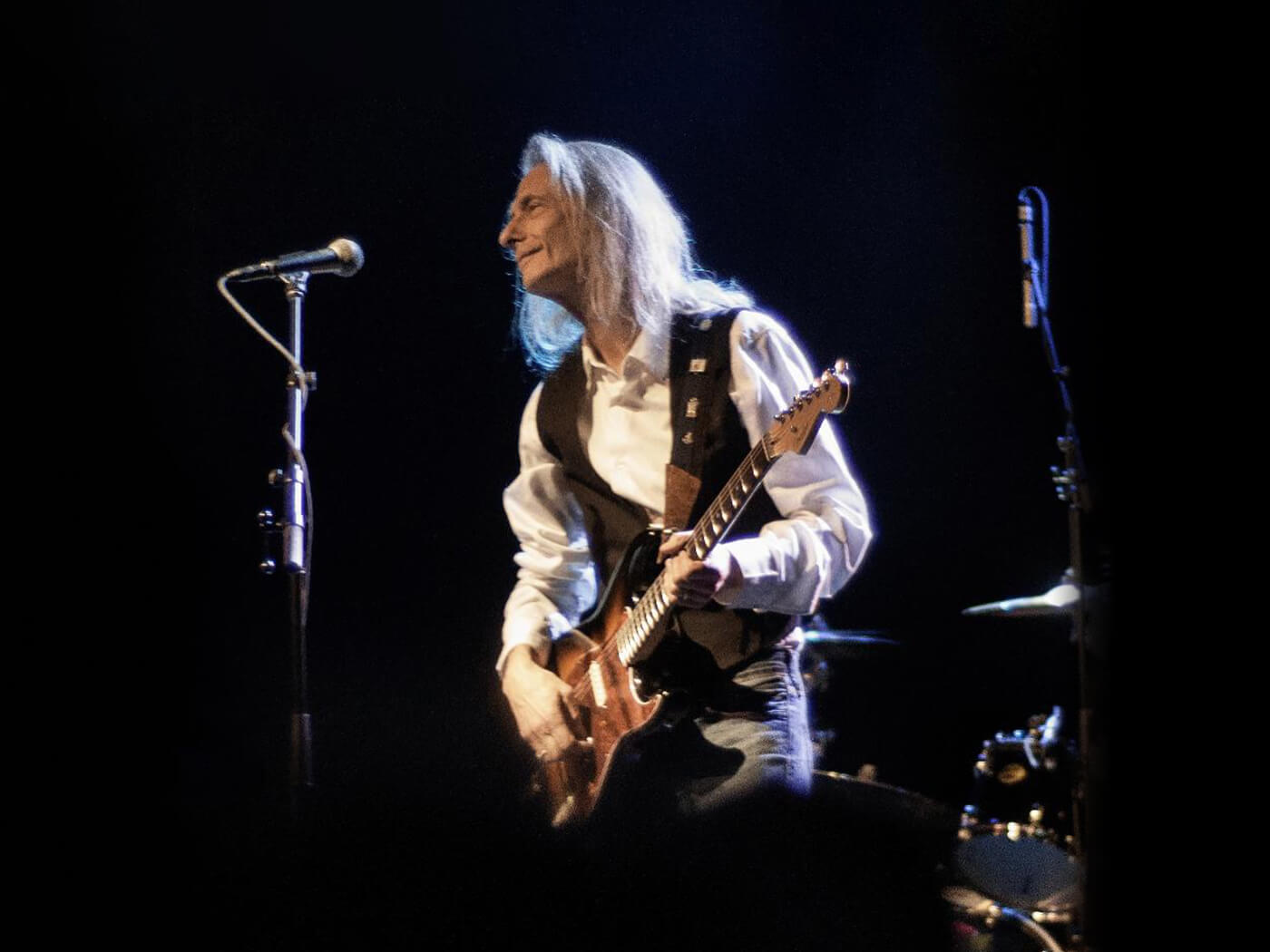 Send us your questions for Lenny Kaye