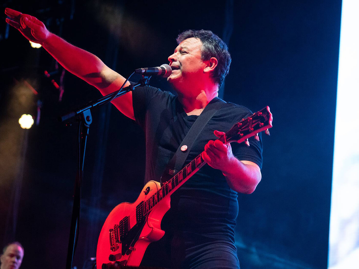 Watch Manic Street Preachers cover The Cult’s “She Sells Sanctuary” at Wembley