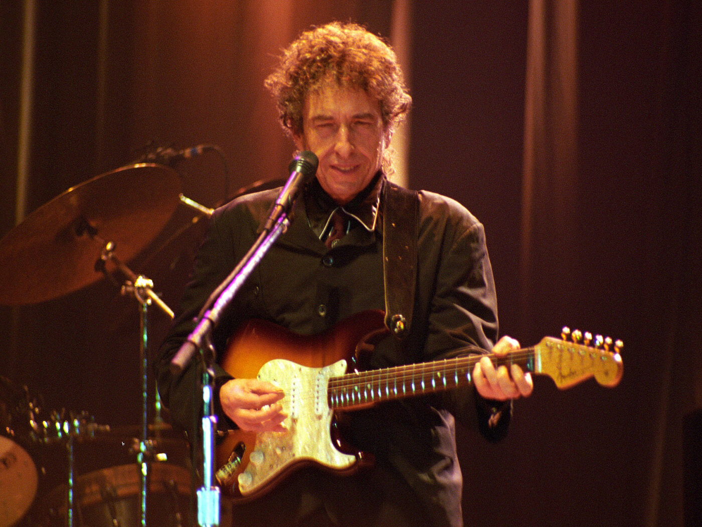 Bob Dylan addresses book signing controversy