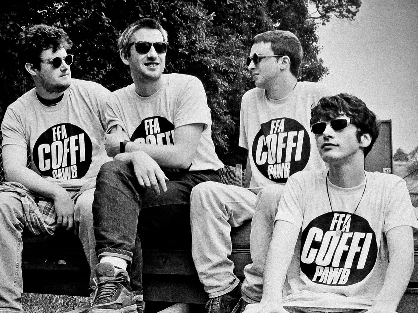 Smell The Coffi - UNCUT
