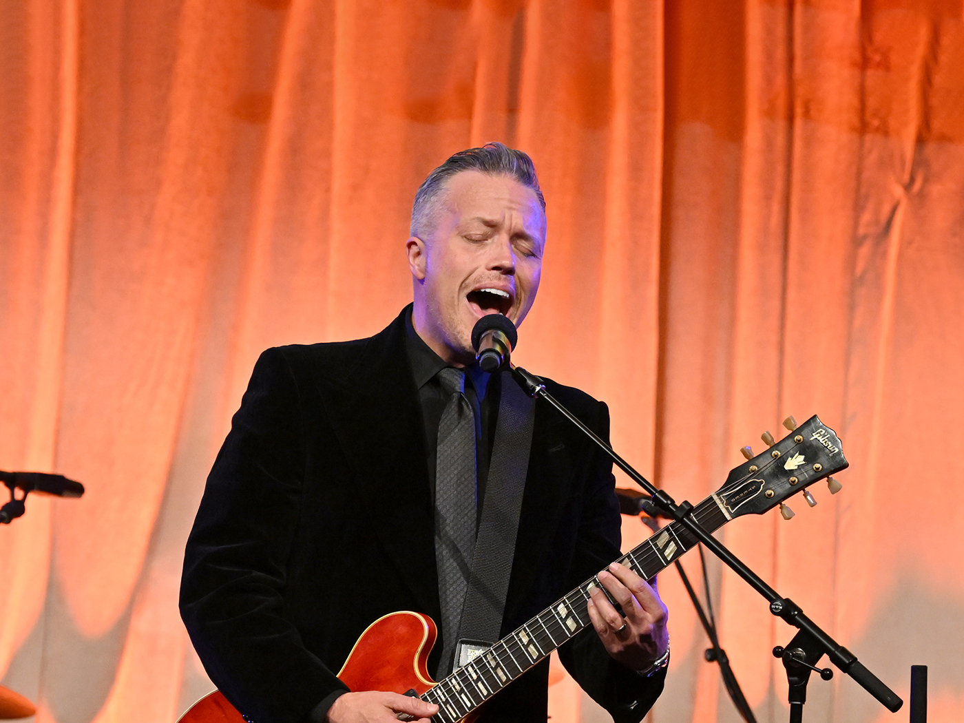 Jason Isbell wird bei den UK Americana Music Awards 2024 auftreten
