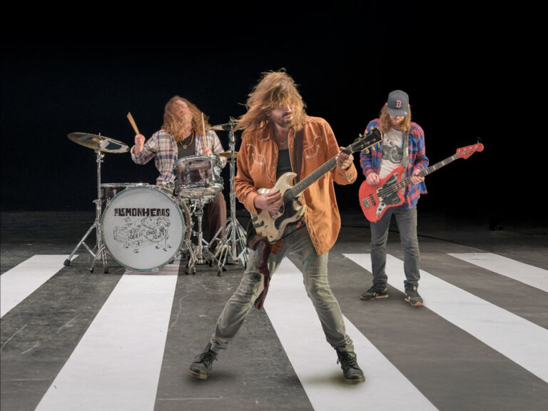 Watch a video for The Lemonheads’ new single, “Deep End”