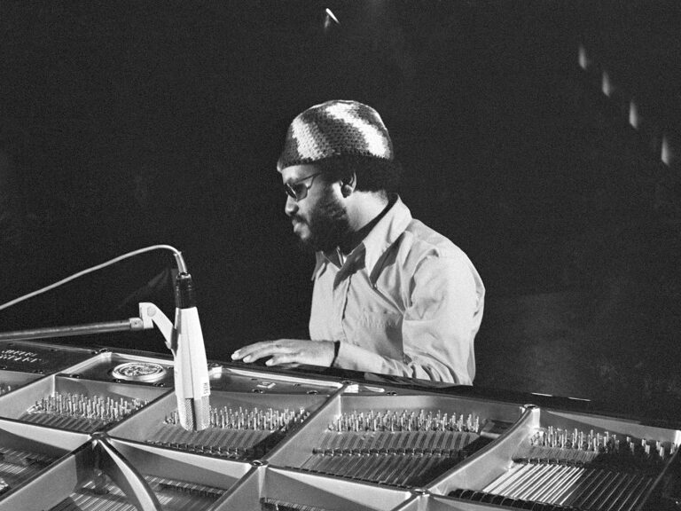 Lonnie Liston Smith And The Cosmic Echoes – Expansion