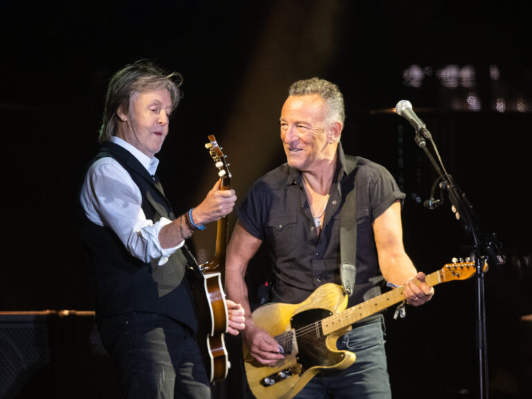 Watch Bruce Springsteen and Paul McCartney cover The Beatles